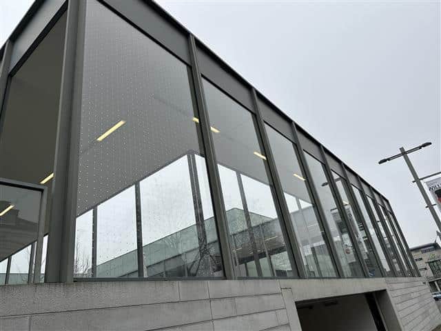 Vogelschutzfolie Glasflächen und Fenster SEEN Punkte