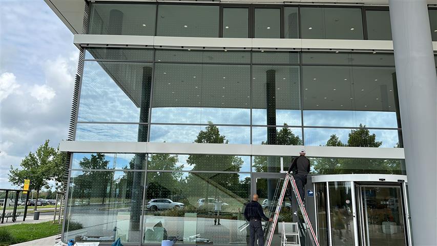 Vogelschutzfolie Glasflächen und Fenster SEEN Punkte