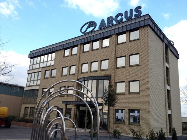 Mit Sonnenschutzfolien als Hitze- und Sichtschutz Protecfolien.de